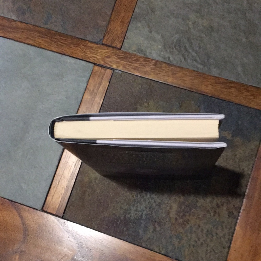 Nicholas Sparks “Nights in Rodanthe” Novel - Picture 3 of 5